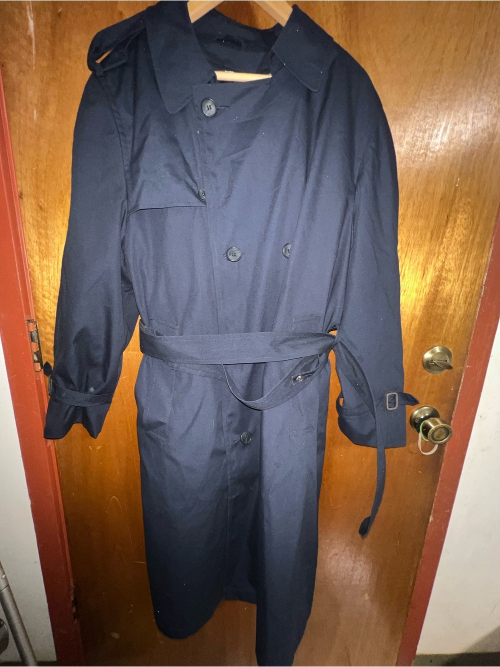 Botany 500 trench coat men’s large